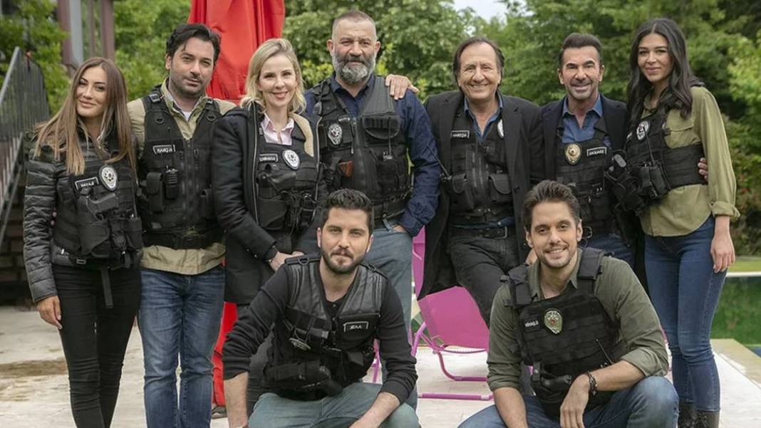 Türkiye'yi kahreden haber! Türk dizi tarihinin en uzun dizisi aldığı bu haberle yıkıldı 1